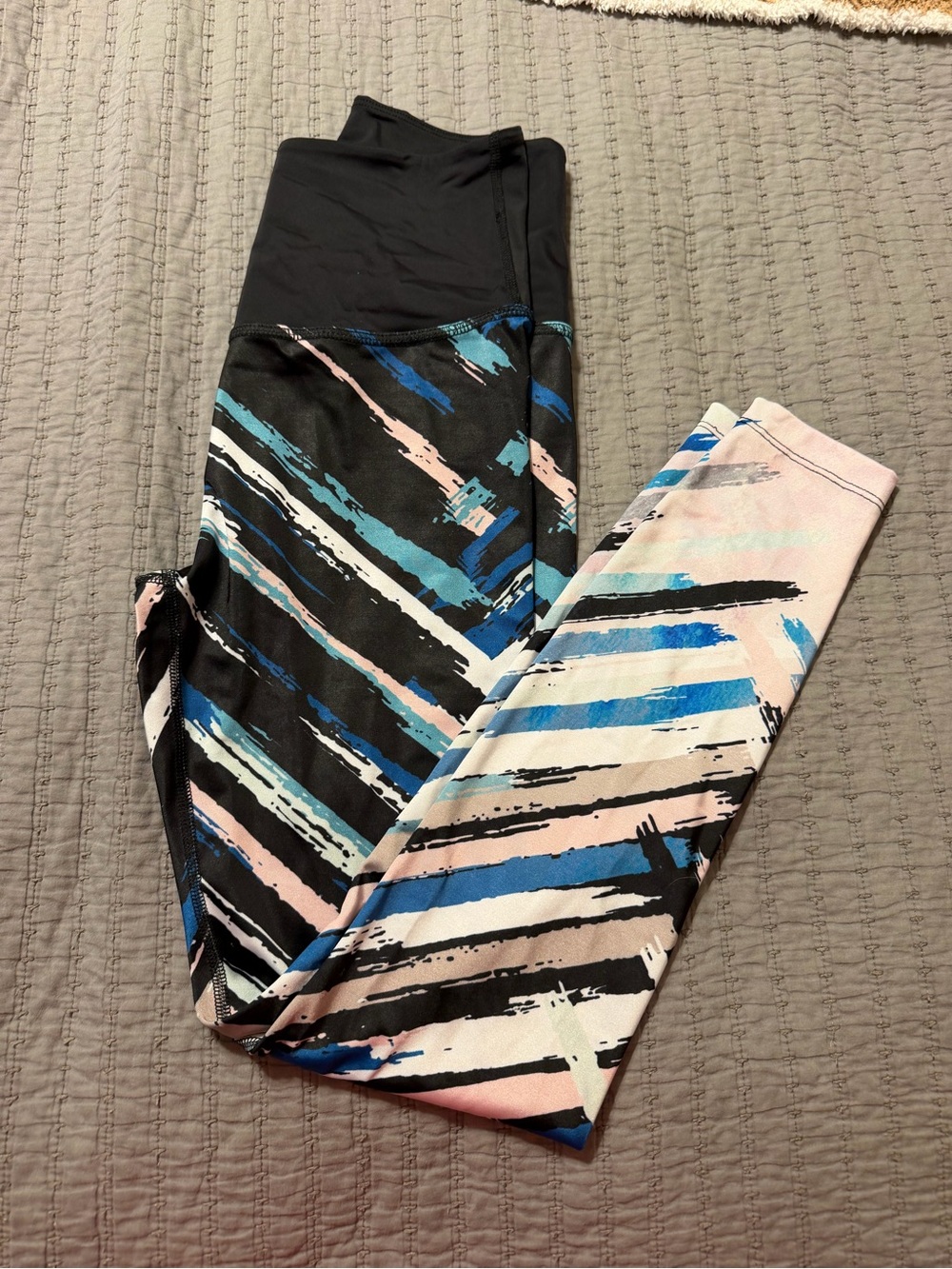 Beyond Yoga Leggings Womens Medium Black Blue Stripe High Waist Athletic